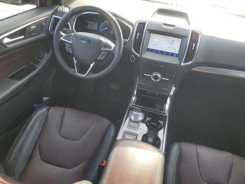 Used 2020 Ford Edge Titanium w/ Equipment Group 301A image 10