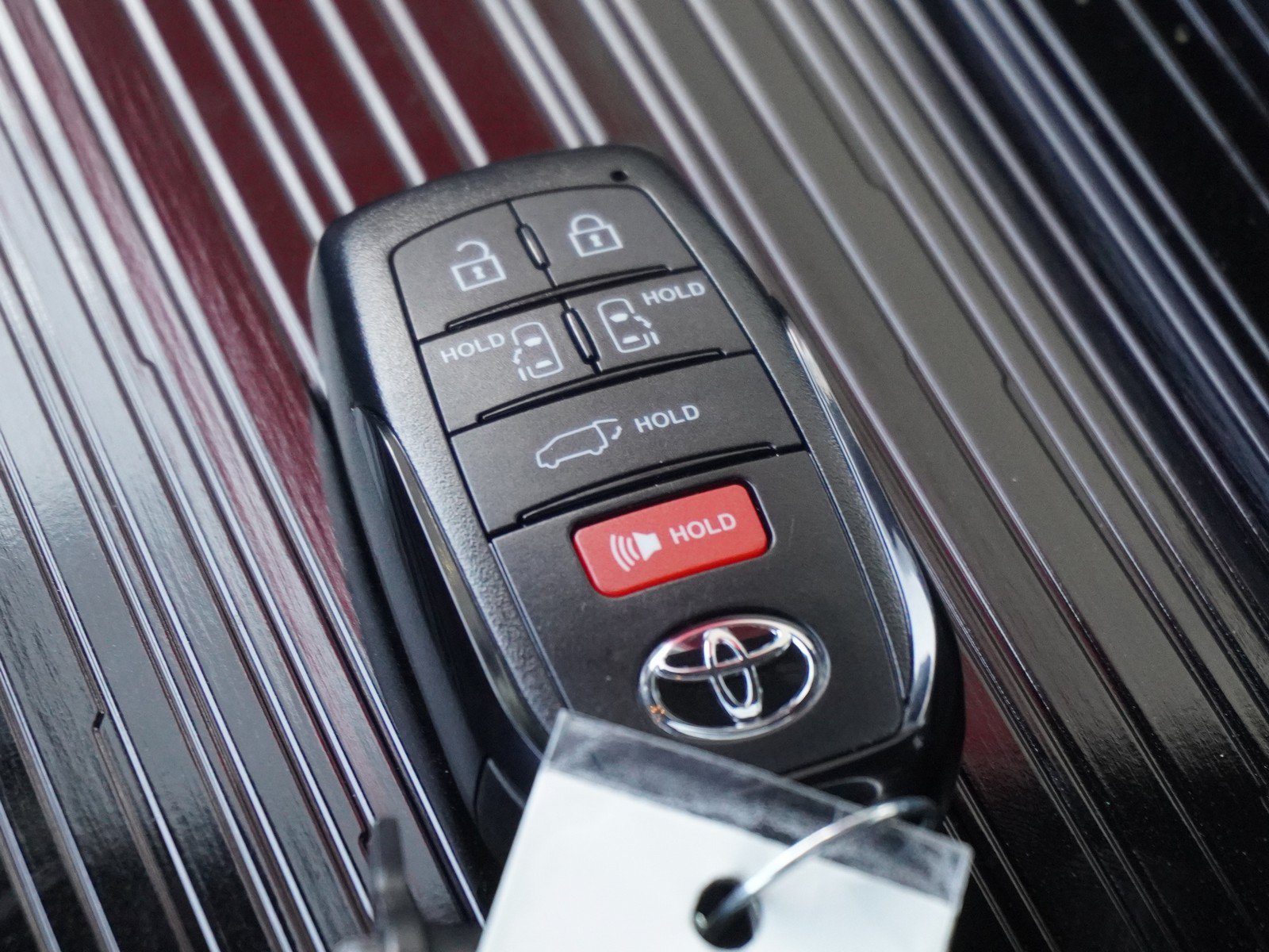New 2026 Toyota Sienna XLE Woodland Edition AWD/4WD image 18