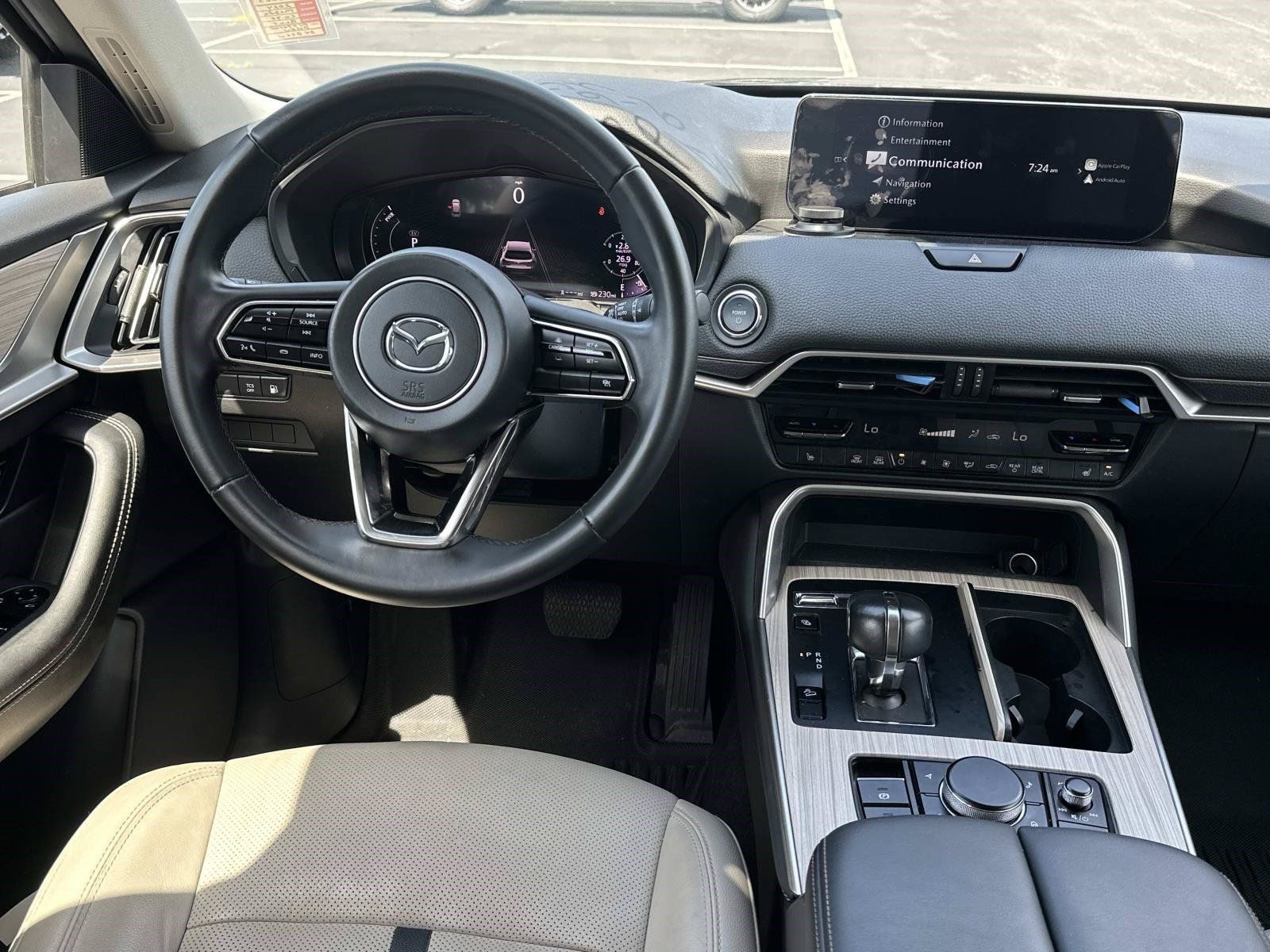 Used 2024 MAZDA CX-90 Plug-In Hybrid w/ Preferred AWD/4WD image 17