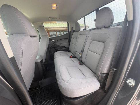 Used 2016 Chevrolet Colorado LT w/ LT Convenience Package AWD/4WD image 10