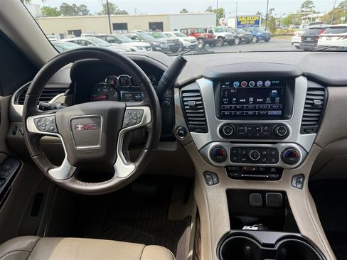 Used 2019 GMC Yukon XL SLT w/ Open Road Package image 9