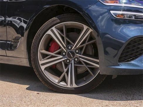 Used 2025 Genesis G70 2.5T w/ Sport Prestige Package image 8