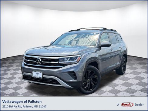 Used 2023 Volkswagen Atlas SE AWD/4WD image 1