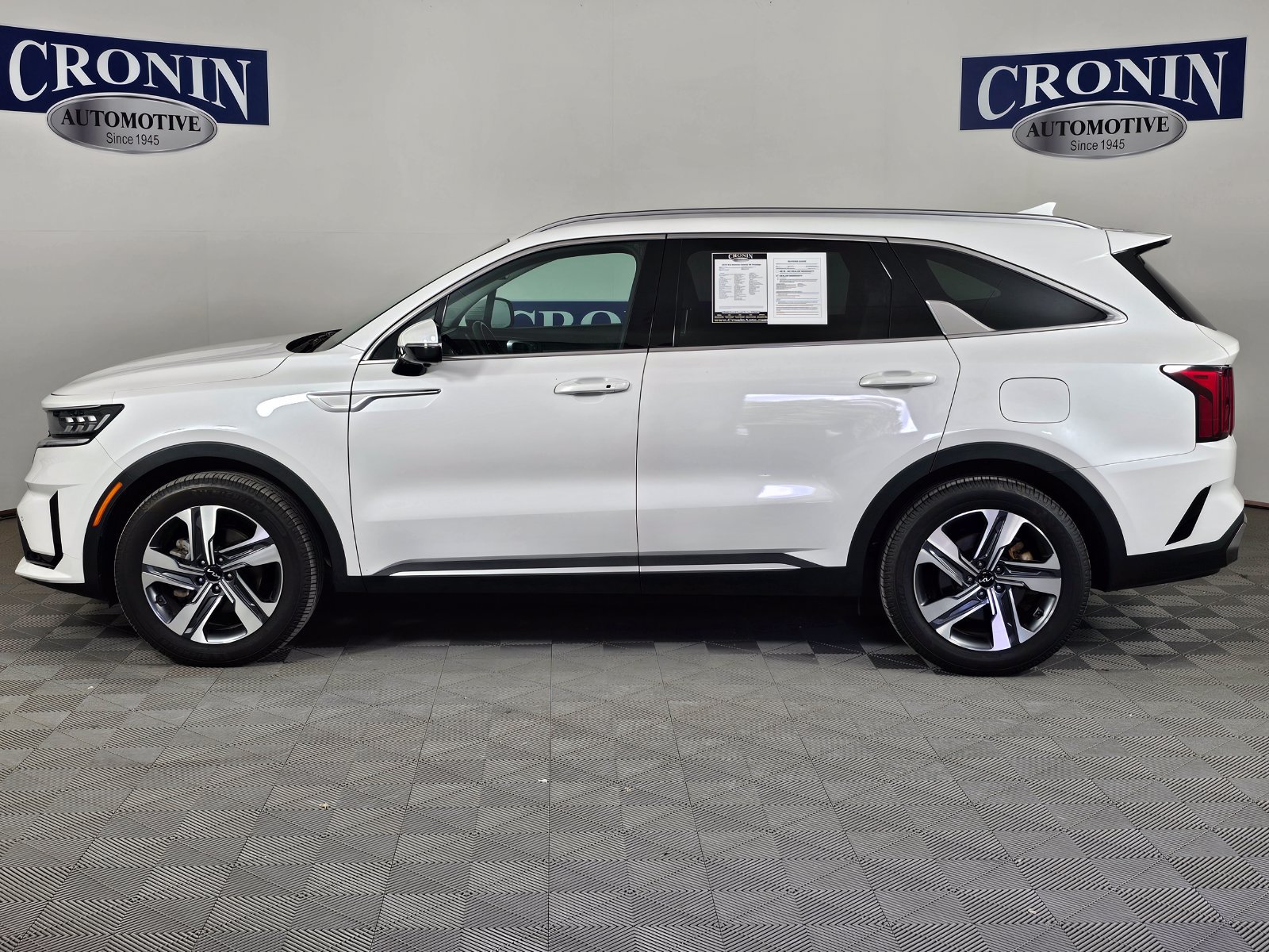 Used 2023 Kia Sorento SX Prestige AWD/4WD image 36