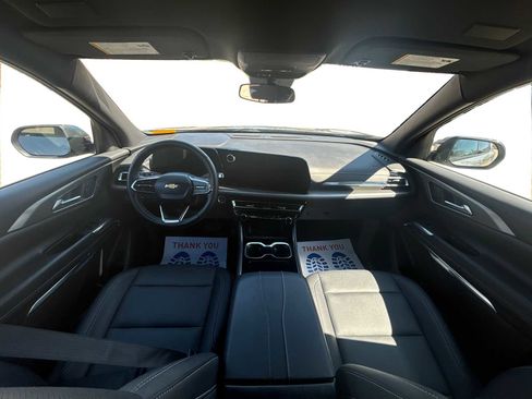 Certified 2025 Chevrolet Traverse LT image 14