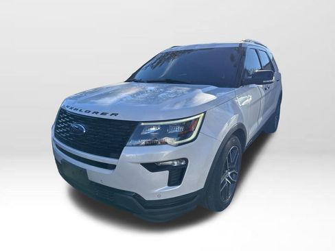 Used 2019 Ford Explorer Sport image 18