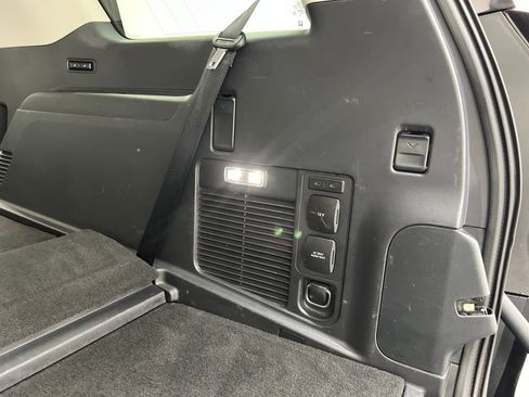 Used 2025 Ford Expedition Platinum AWD/4WD image 42