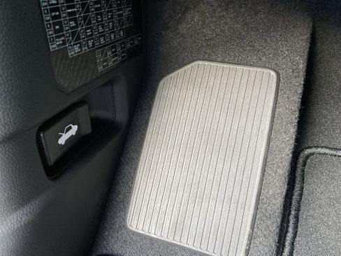 New 2025 Honda Pilot Sport image 44