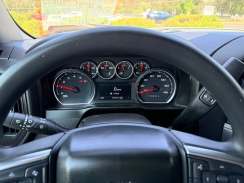 Used 2021 Chevrolet Silverado 1500 Custom Trail Boss w/ Safety Confidence Package AWD/4WD image 15