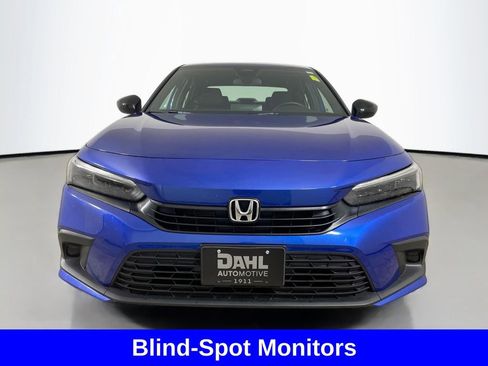 Used 2023 Honda Civic Sport image 2
