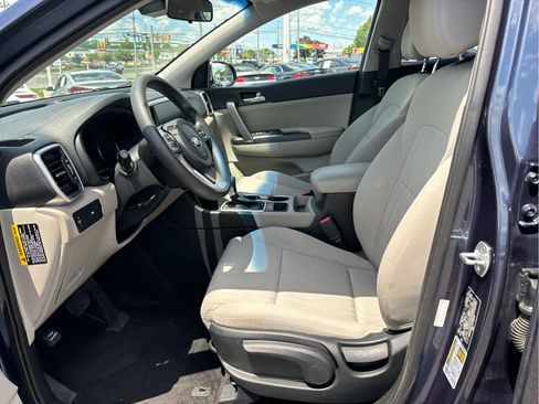 Used 2022 Kia Sportage LX FWD image 8