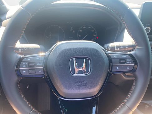 Certified 2025 Honda HR-V Sport image 13