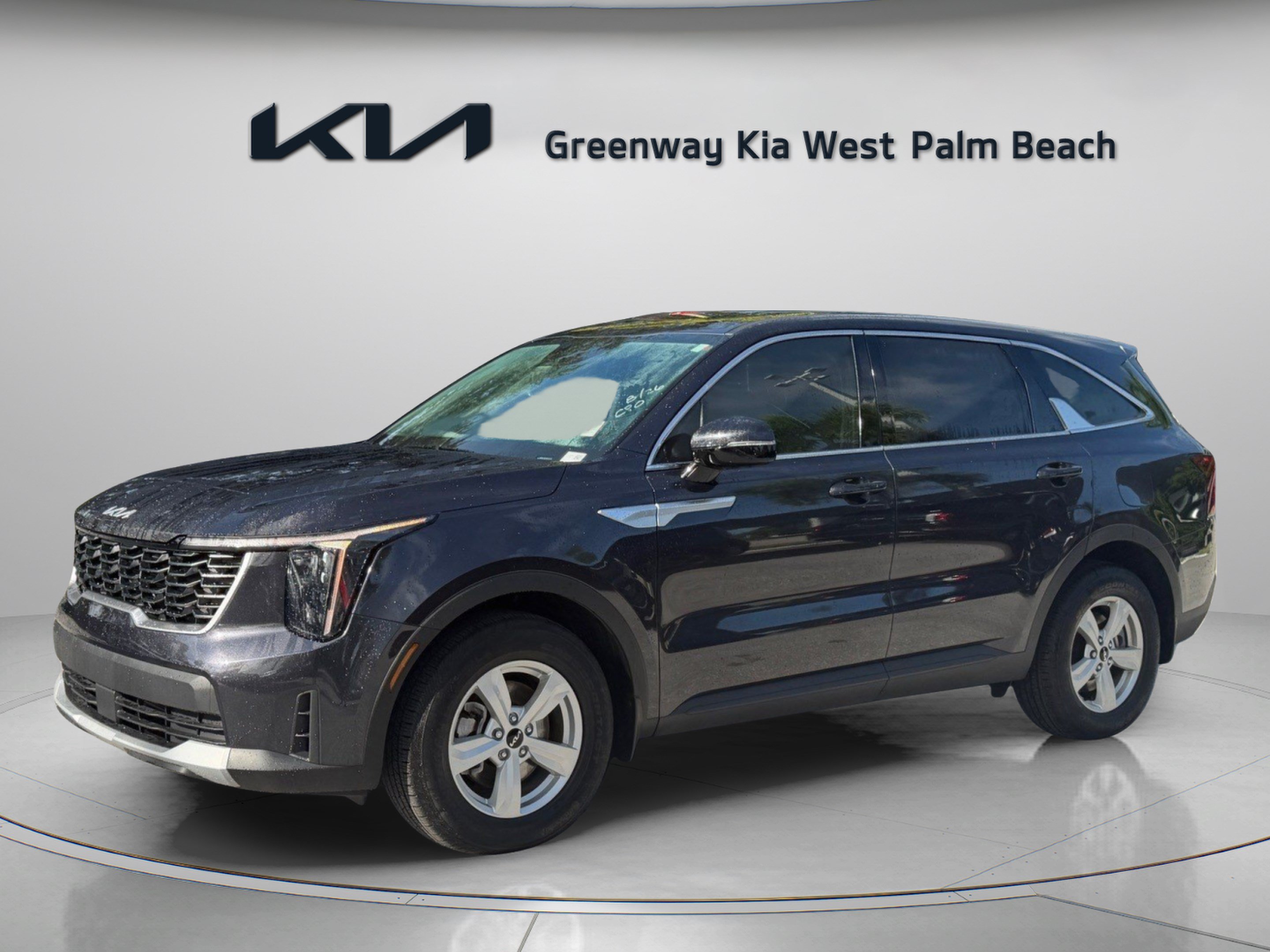 Certified 2026 Kia Sorento LX FWD image 3