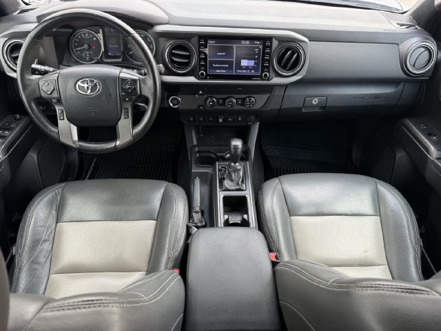 Used 2020 Toyota Tacoma TRD Sport w/ Technology Package RWD image 12