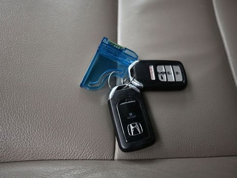 Used 2016 Honda Pilot EX-L image 64