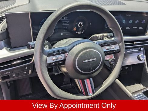 Used 2025 Hyundai Sonata SEL FWD image 21