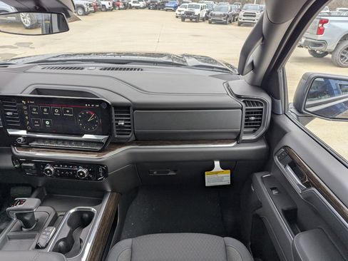 New 2026 GMC Sierra 1500 Elevation w/ Preferred Package image 4