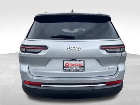 New 2026 Jeep Grand Cherokee L Limited AWD/4WD image 18