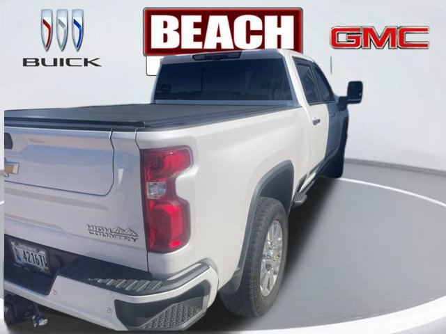 Used 2024 Chevrolet Silverado 2500 High Country w/ Technology Package AWD/4WD image 6
