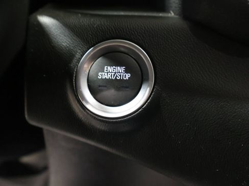 Used 2024 GMC Terrain SLT AWD/4WD image 28