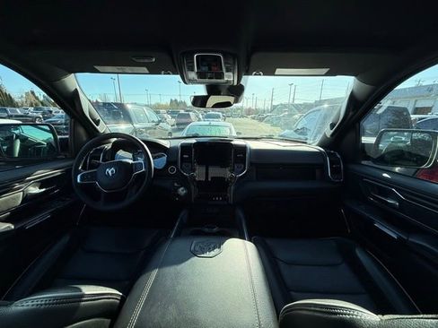 Used 2025 RAM 1500 Laramie image 18