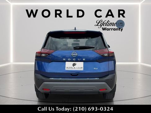 Used 2023 Nissan Rogue SV FWD image 6