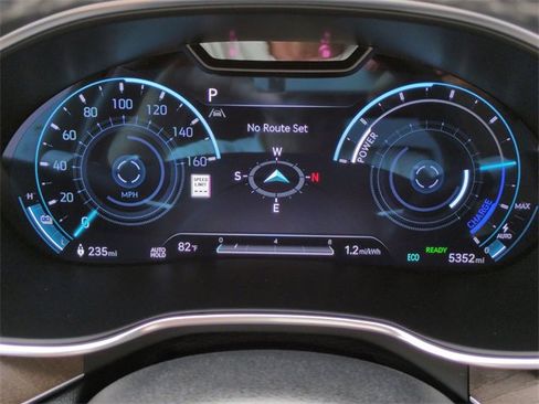 Certified 2023 Genesis G80 Base image 25