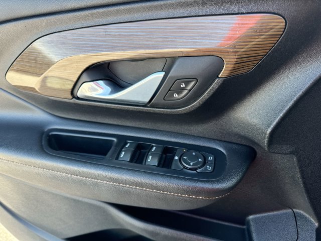 Used 2019 GMC Terrain SLE w/ Driver Convenience Package FWD image 22
