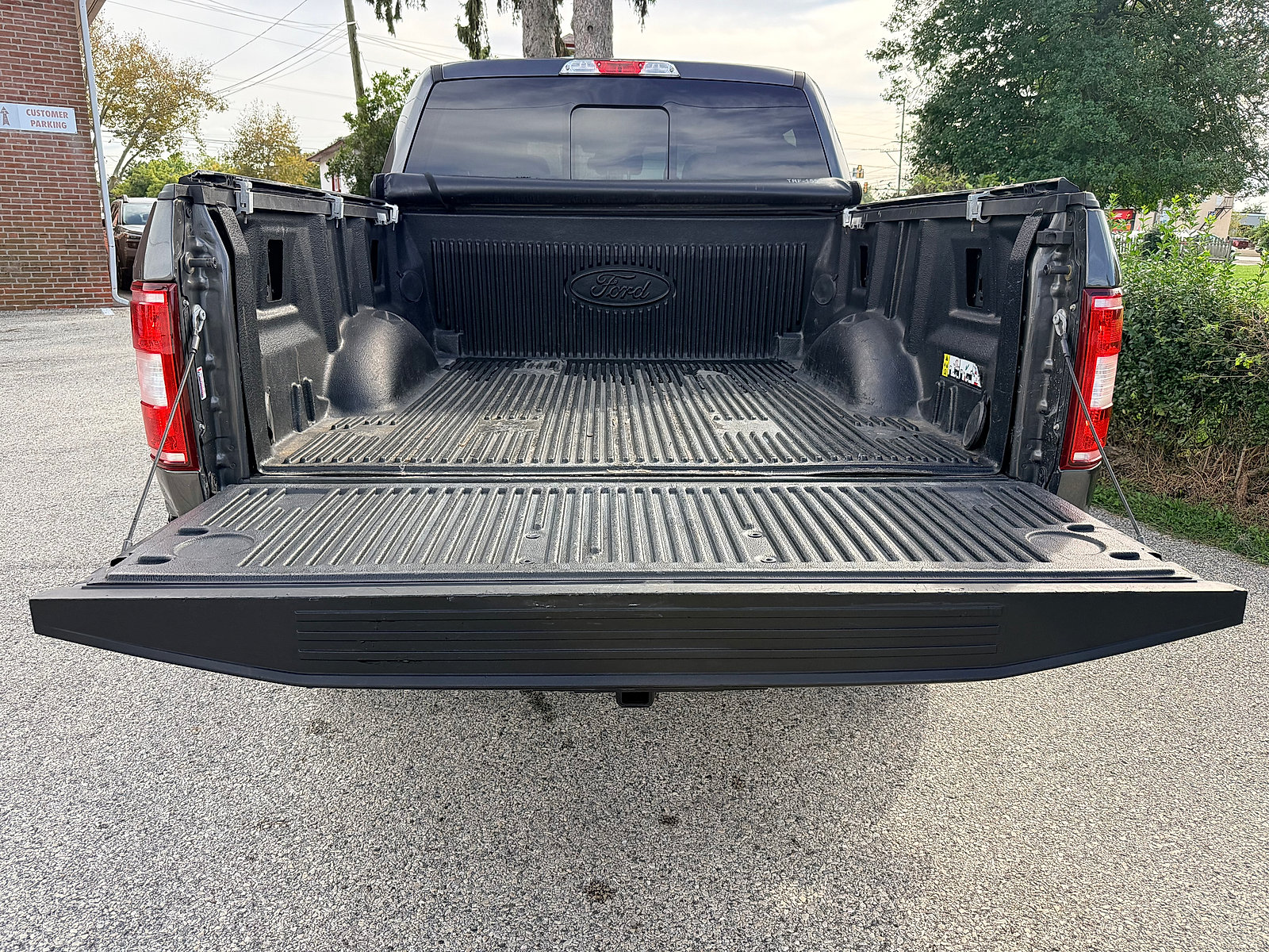 Used 2020 Ford F150 XLT w/ Equipment Group 302A Luxury AWD/4WD image 6