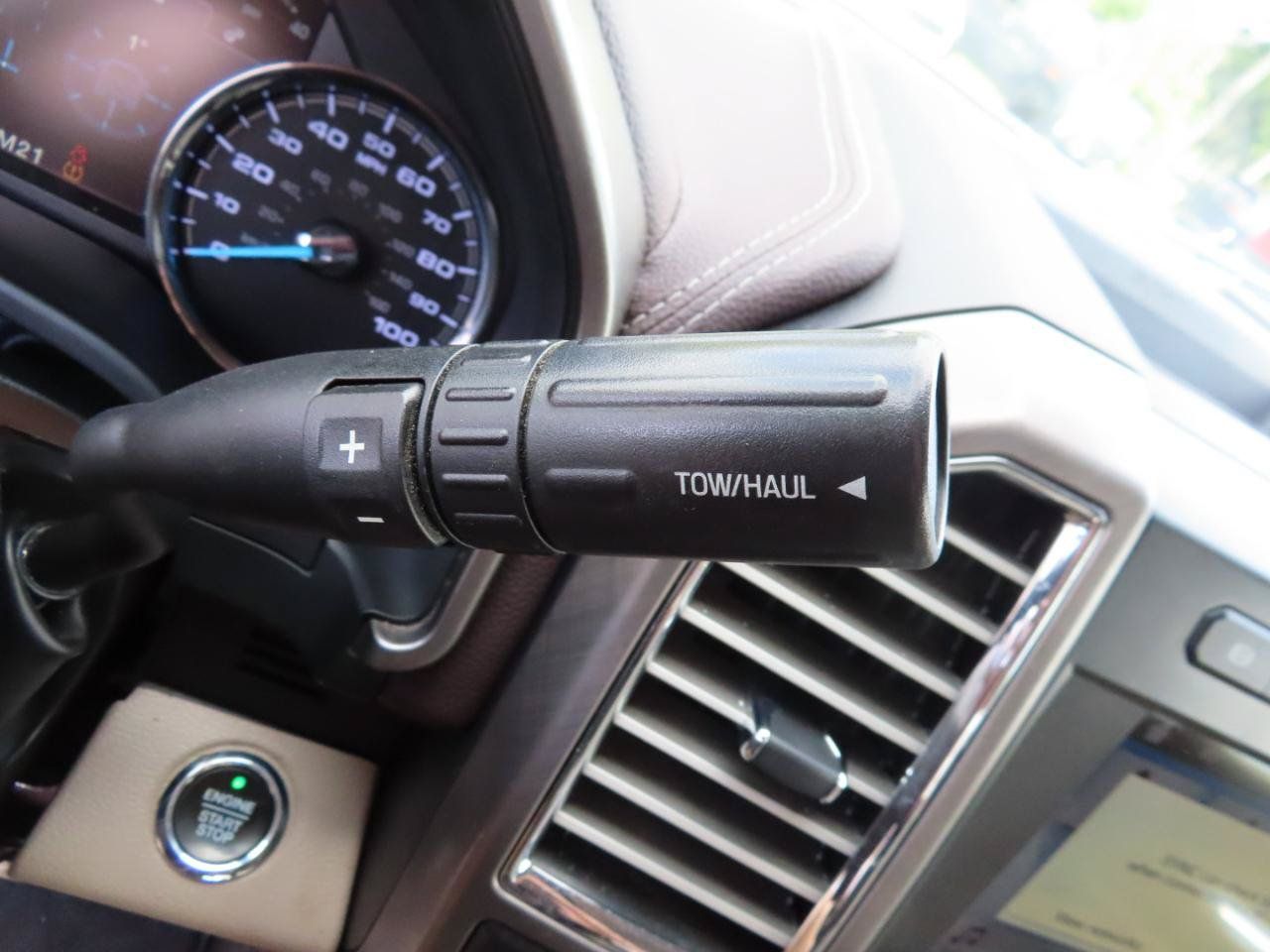 Used 2018 Ford F350 Limited AWD/4WD image 36