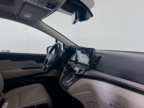 New 2026 Honda Odyssey EX-L image 7