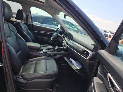 Used 2025 Kia Telluride S AWD/4WD image 13