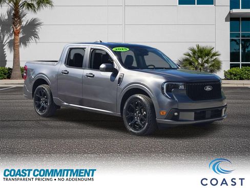 Used 2025 Ford Maverick Lobo AWD/4WD image 3