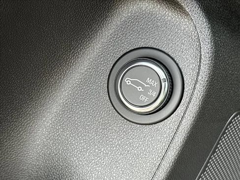 New 2026 Buick Envista Sport Touring w/ Convenience I Package FWD image 22