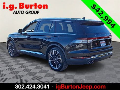 Used 2023 Lincoln Aviator Reserve w/ Equipment Group 201A image 4