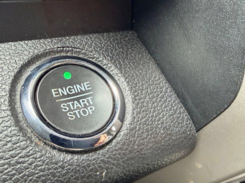 Used 2019 Ford F150 Lariat AWD/4WD image 48
