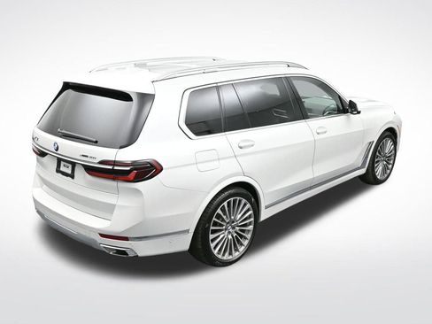 Used 2023 BMW X7 xDrive40i w/ Premium Package image 20