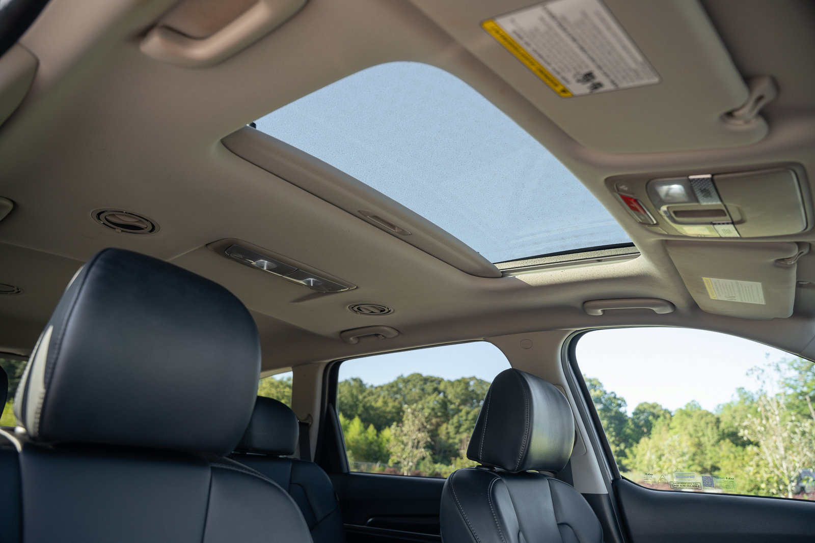 Used 2025 Kia Telluride S FWD image 29