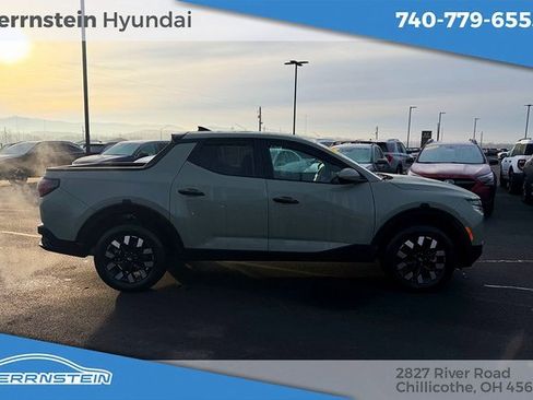 Certified 2025 Hyundai Santa Cruz SE image 30