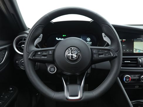 New 2025 Alfa Romeo Giulia w/ Veloce Package Rwd image 20