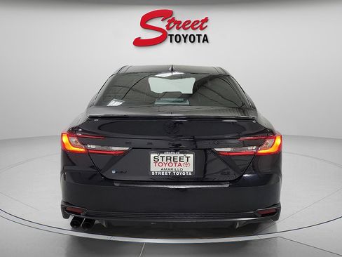 Certified 2025 Toyota Camry SE w/ Convenience Package FWD image 3