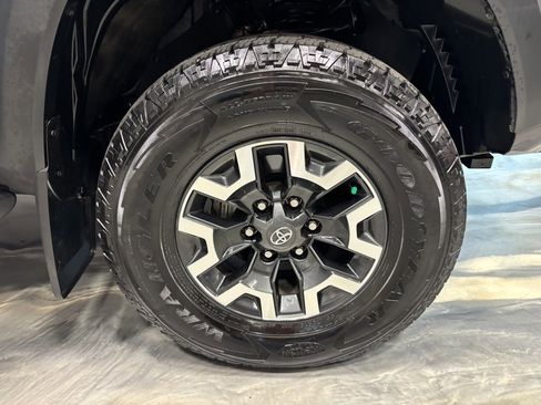 Used 2021 Toyota Tacoma TRD Off-Road image 26
