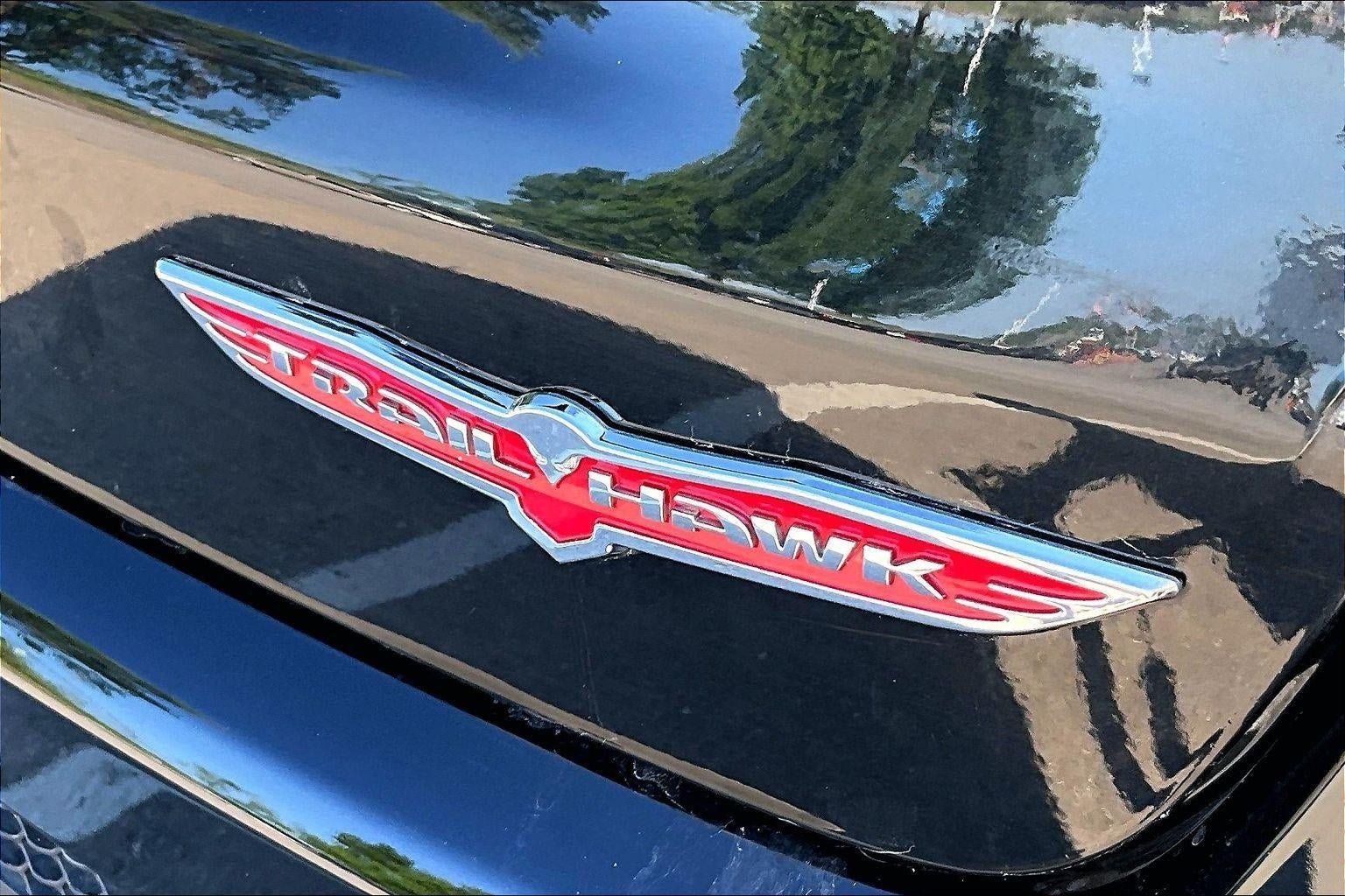 Used 2019 Jeep Compass Trailhawk AWD/4WD image 1