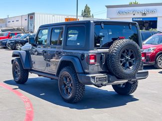 Used 2022 Jeep Wrangler Unlimited Sport AWD/4WD video 2