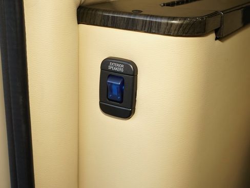 Used 2022 Mercedes-Benz Sprinter 3500 image 30