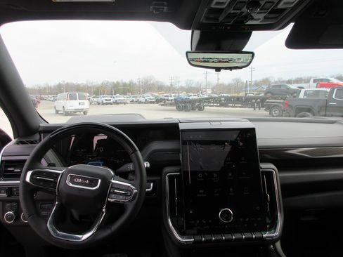 New 2026 GMC Yukon XL Elevation w/ Elevation Premium Package image 16