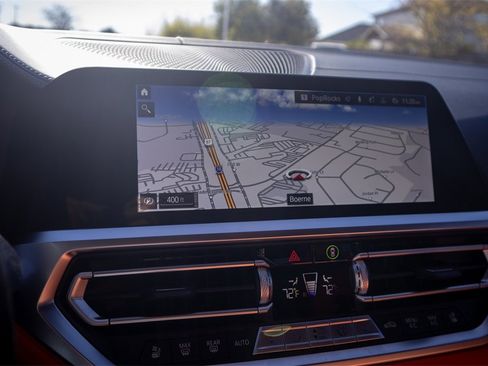 Used 2021 BMW M3 Competition w/ Parking Assistance Package image 17