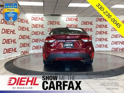 Used 2022 Toyota Corolla SE FWD image 6