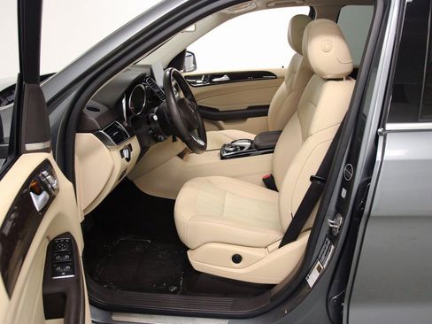 Used 2018 Mercedes-Benz GLE 350 4MATIC image 17