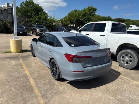 Used 2024 Honda Civic Sport image 6